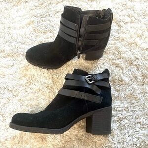 Sam Edelman Block Heel Black Suede Buckle Strap Booties Size 6